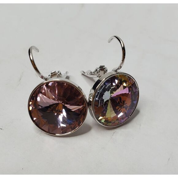 New! Swarovski Element earrings Light Purple. Wedding. Party. Simple. Dangle Fun - Picture 4 of 5